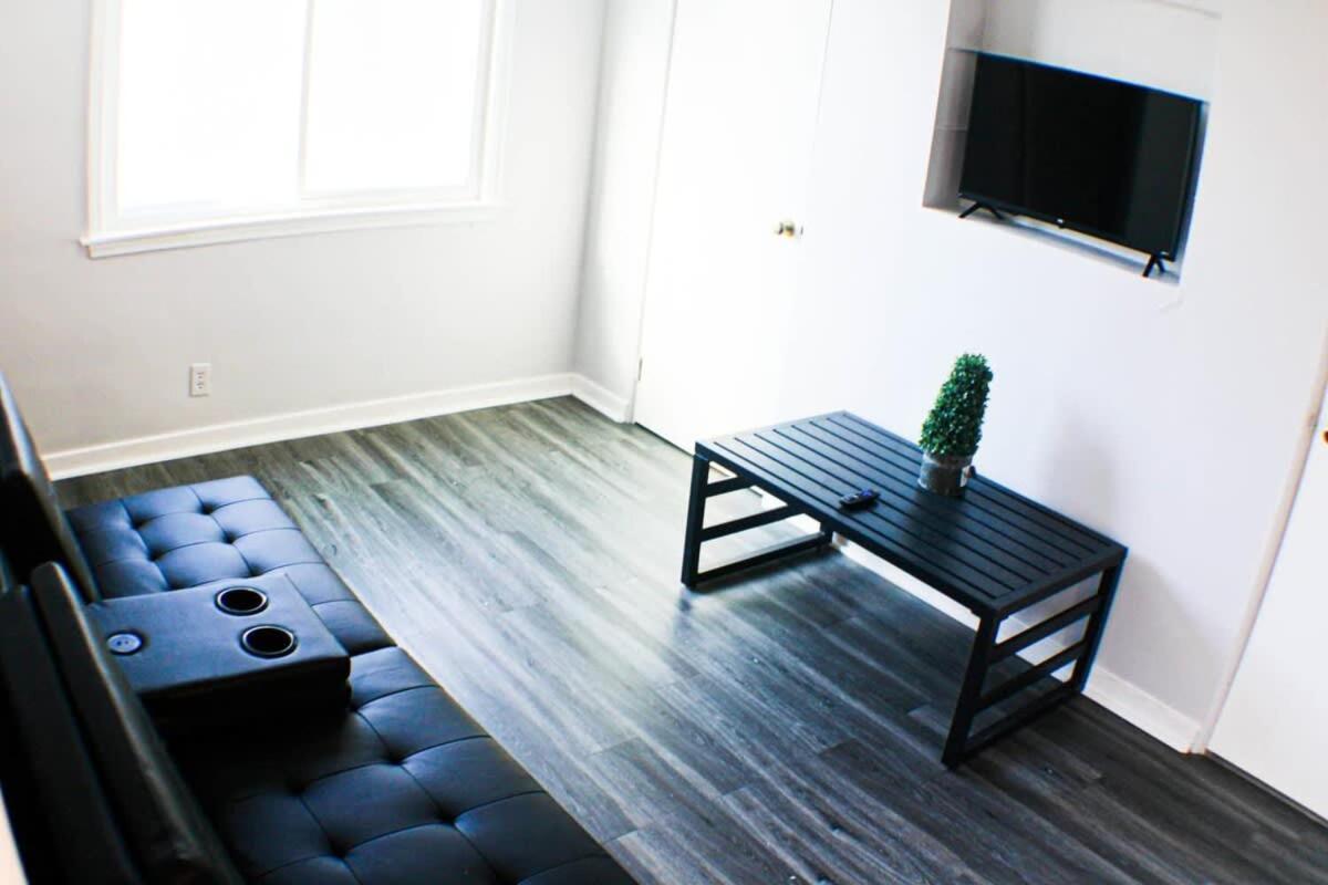 Newly Renovated 2-Bed Near Downtown-North Shore Pittsburgh Exteriör bild